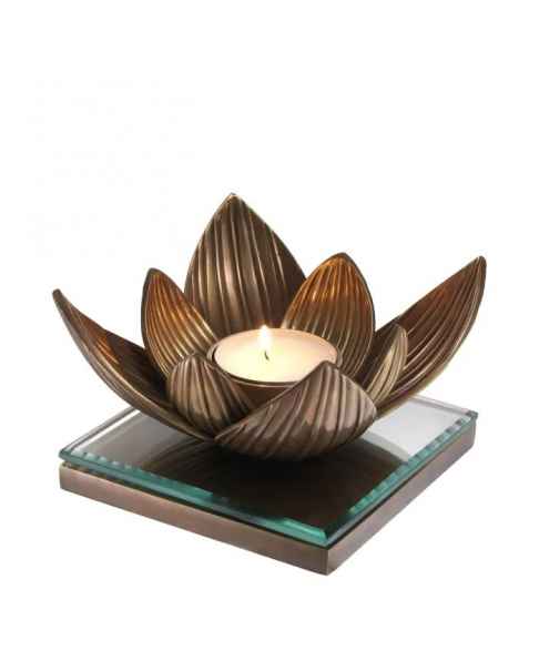 Подсвечник Lotus